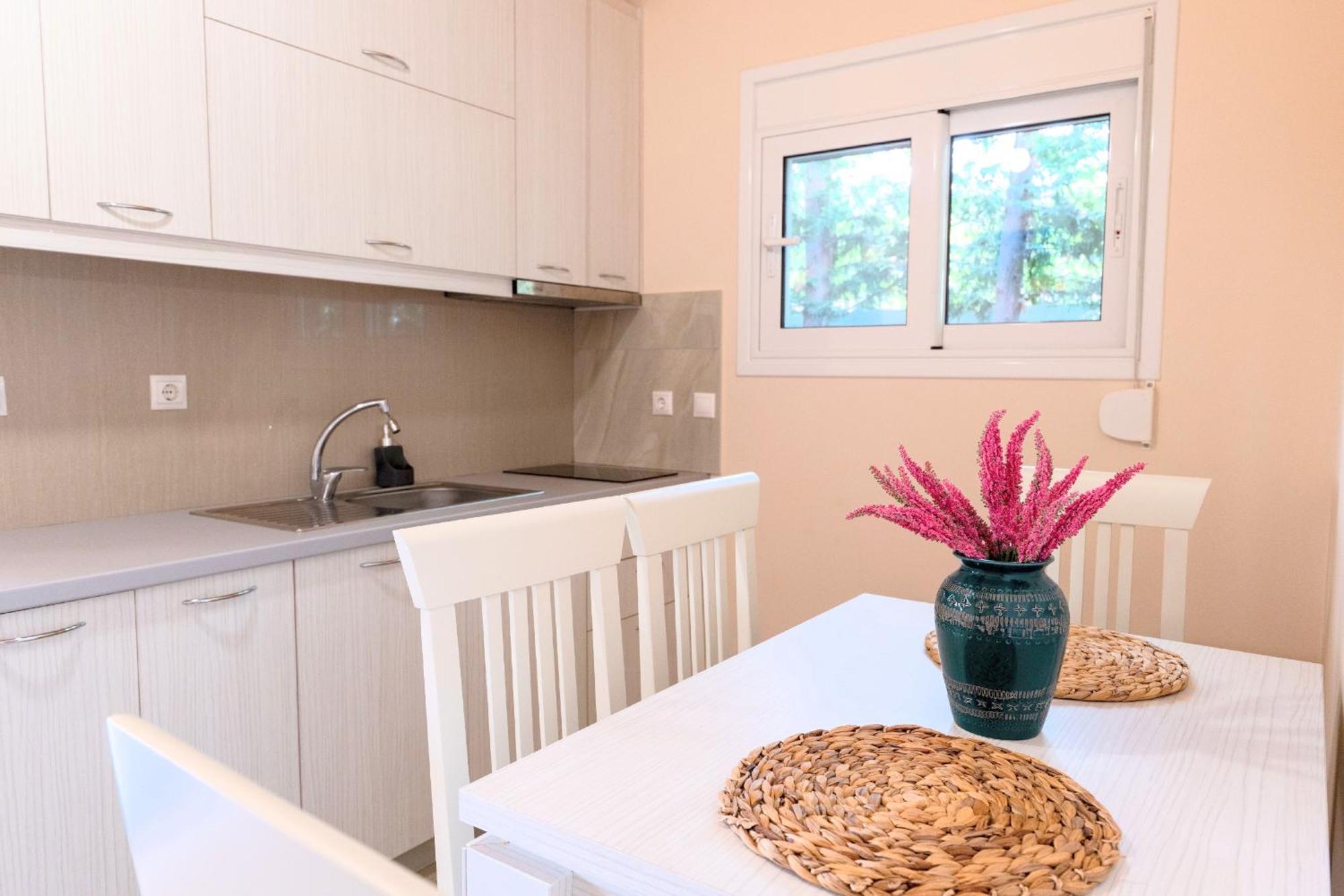 Dajana Apartments Ксамил Экстерьер фото