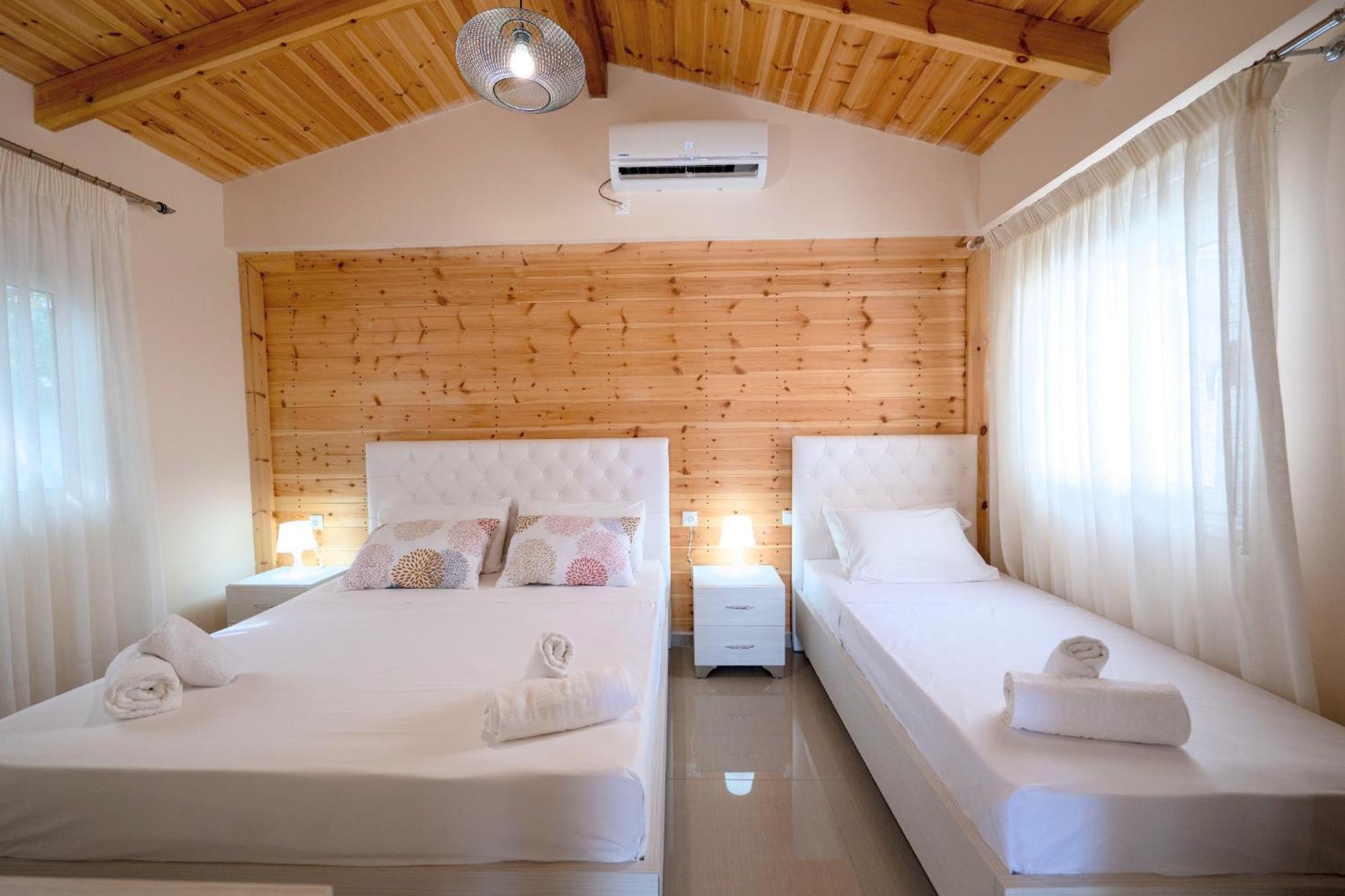 Dajana Apartments Ксамил Экстерьер фото